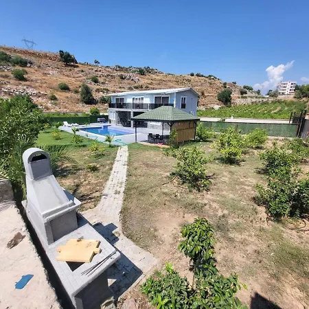 Elegant Private With Garden & Pool Алания